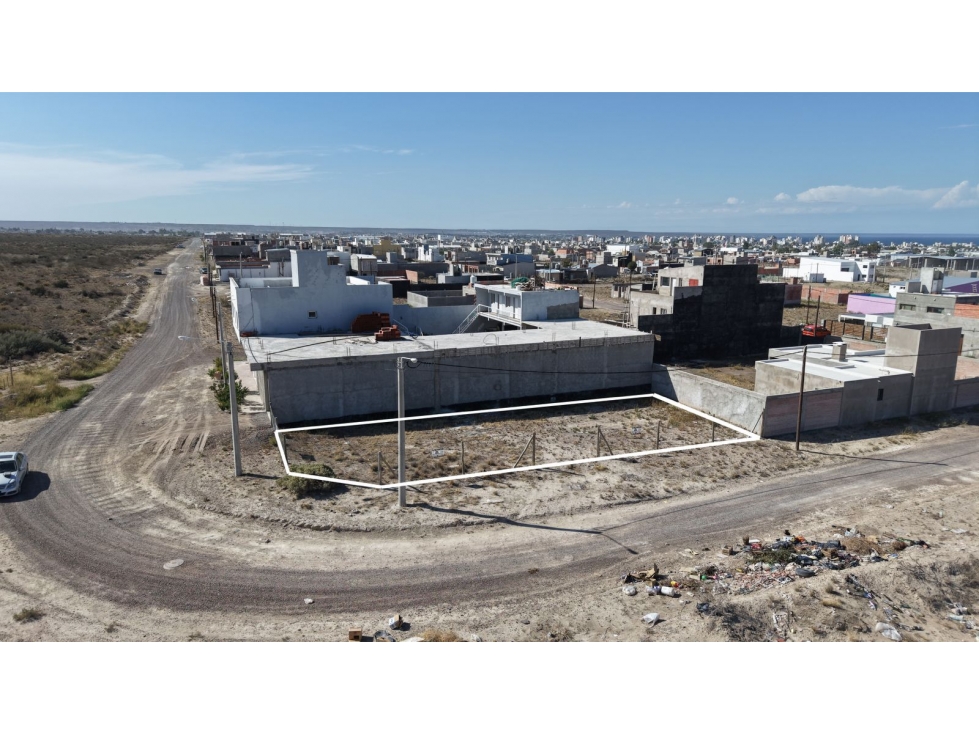LOTE EN ESQUINA - DORREGO II CANCELADO - 328.11 m2 -PUERTO MADRYN - 4