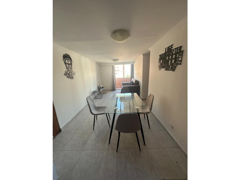 Se vende apartamento en los Colores Medellin