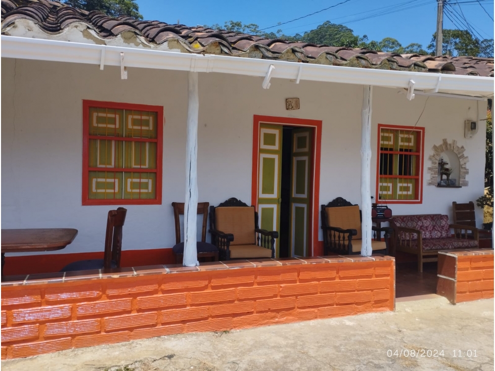 Se vende Finca en vereda Totumo Girardota Antiquia