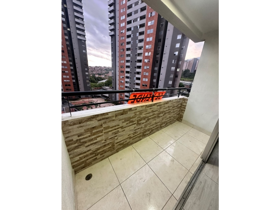 Se vende apartamento en Fabricato Bello - 2