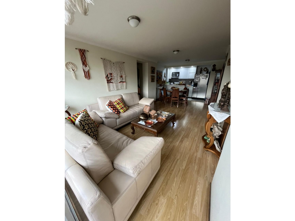 Se vende apartamento en el barrio los Colores