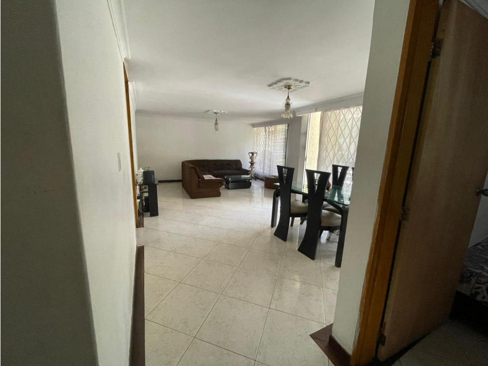Se vende apartamento en los Colores