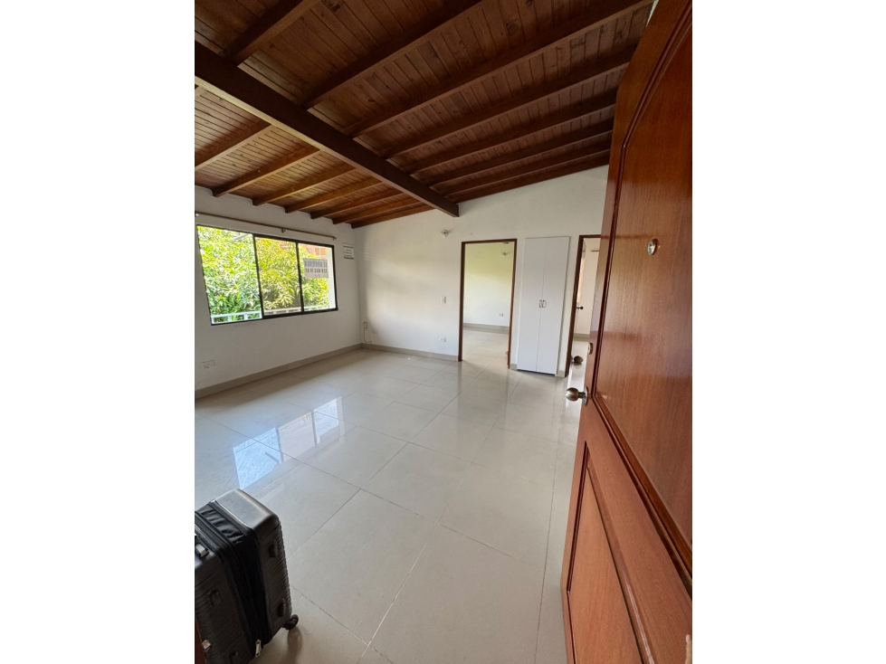 Se Arrienda apartamento en Santa Monica