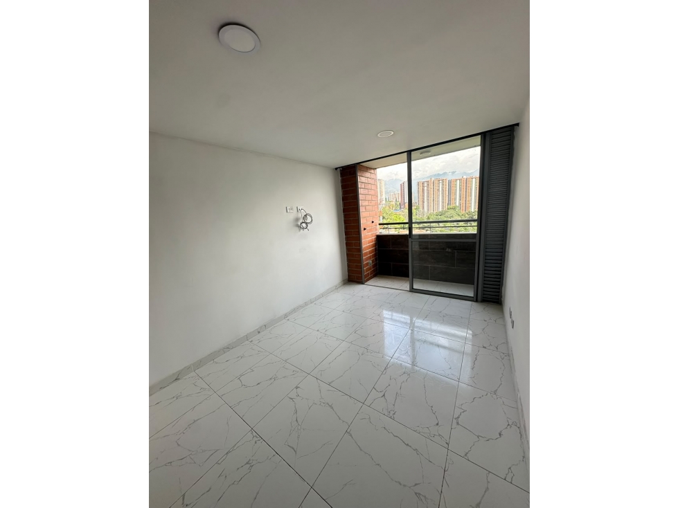 Se arrienda apartamento en sector Cabañas - Bello — foto 2