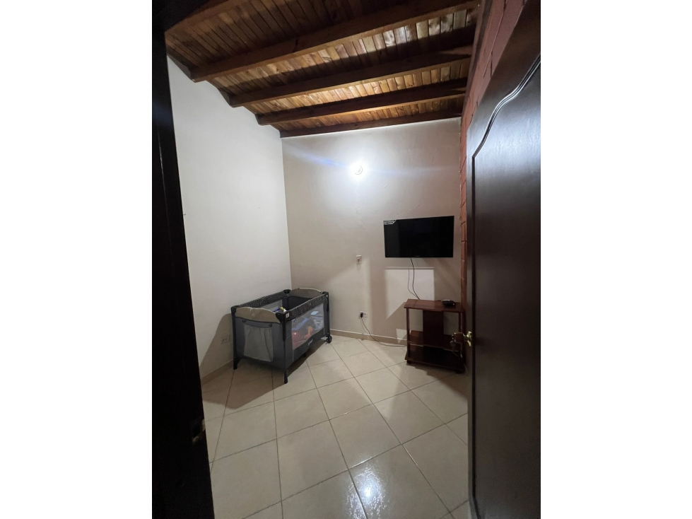 Se vende apartamento en Manrique 2 y 3 piso — foto 6