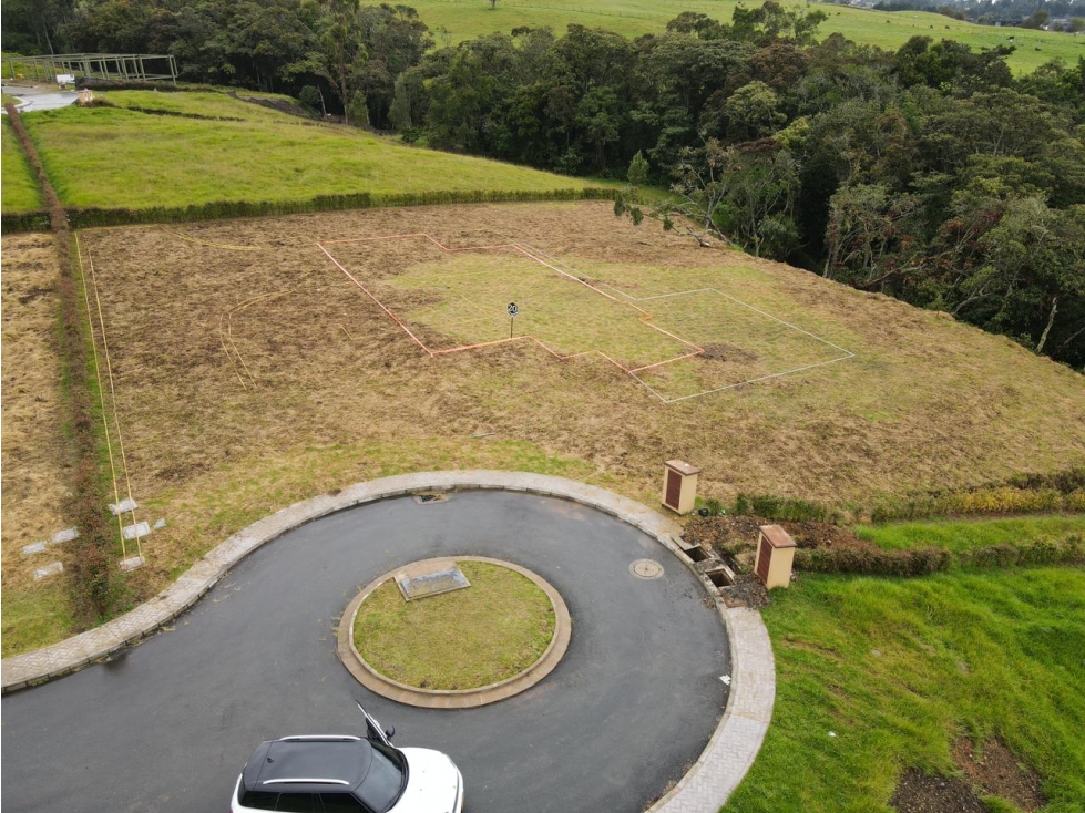 Lotes en venta parcelación Tramonti sector Alto de Palmas — foto 3