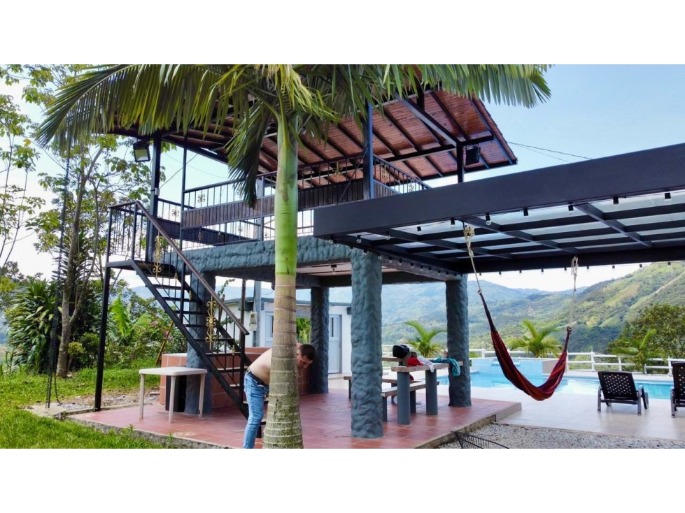 Venta de hermosa finca de descanso en Cocorna - 4