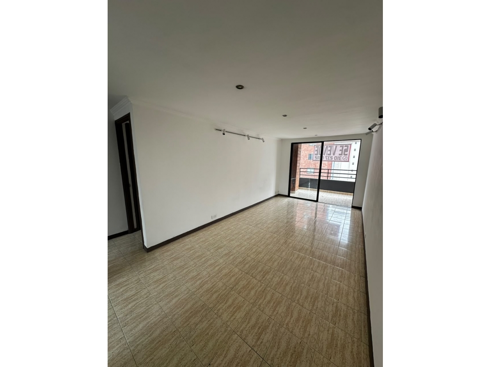 Apartamento en venta loma de los Bernal en Medellín