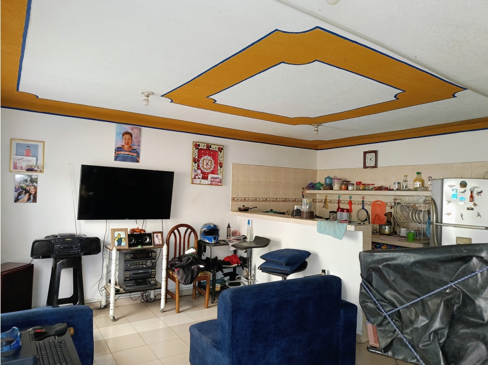 VENTA CASA UNIFAMILIAR ORIENTE PETECUY 2 — foto 2