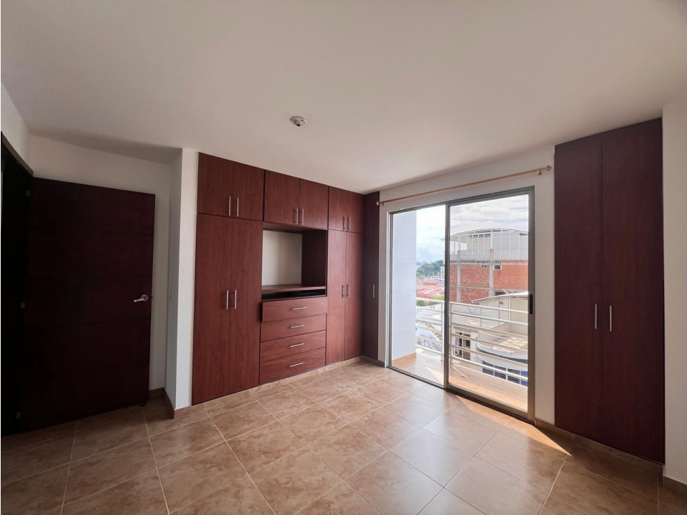 Se Vende Apartamento - Caney - 2 piso KF - 2