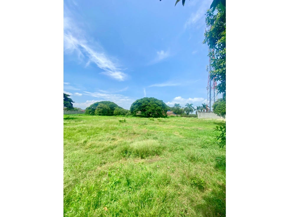 LOTE ESQUINERO DE 14.400MTS sobre vía principal Cali-Rozo