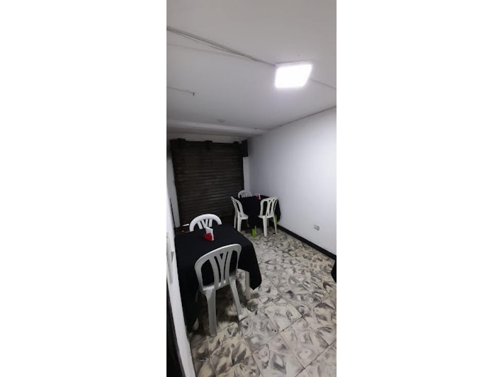 SE VENDE CASA EXT, 3 PISOS INDEP, EL POBLADO 1 BENEFICIO RENTA SRM — foto 3