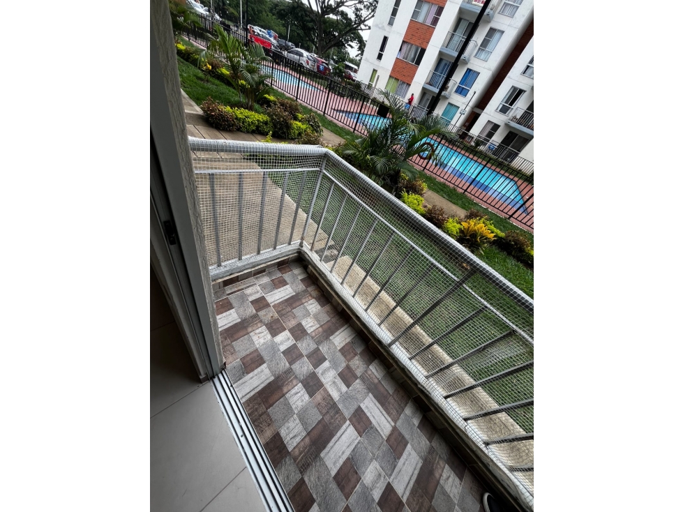 VENDO APARTAMENTO PRIMER PISO EN LOS NARANJOS JAMUNDI JT