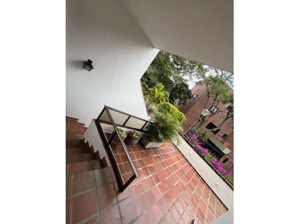 SE VENDE CASA EXTERNA EN SANTA RITA OESTE DE CALI, EXCELENTE UBICACION — foto 4