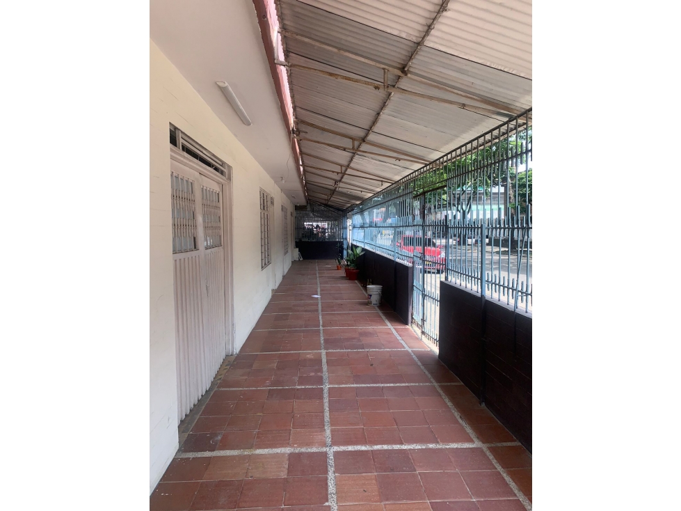 Se Vende Edificio Comercial - Inversión- Mariano Ramos - Cali - KF - 3