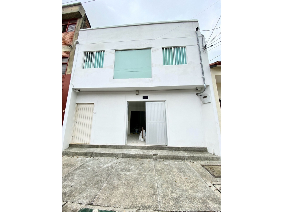 SE VENDE BODEGA EN ALAMEDA DE 300MTS