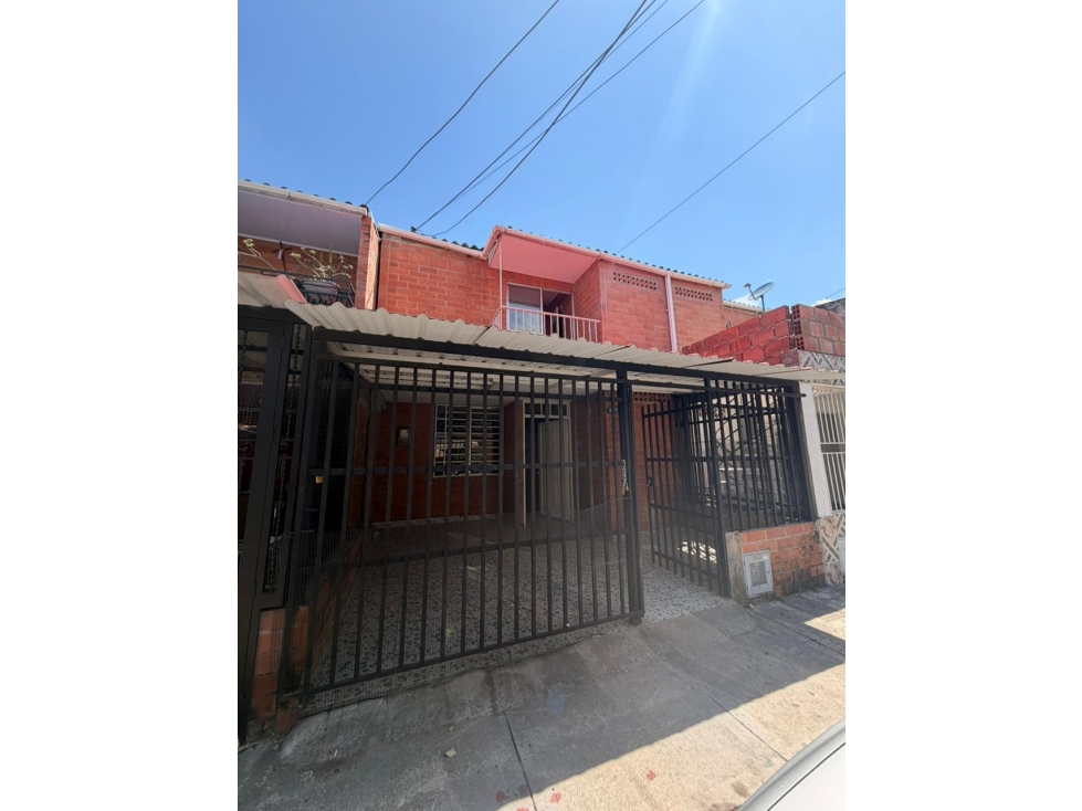 VENTA CASA 2 PISOS B. BONANZA JAMUNDI CH-DT — foto 2