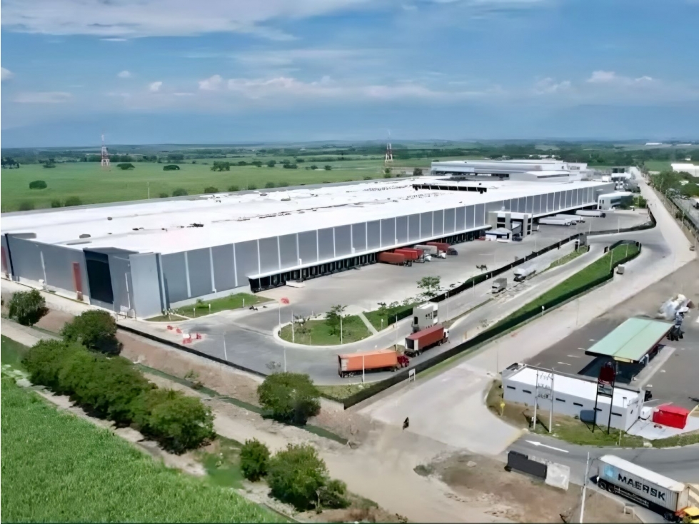 LOTE INDUSTRIAL DE 3.000MTS A 10 MINUTOS DEL AEROPUERTO DE PALMIRA