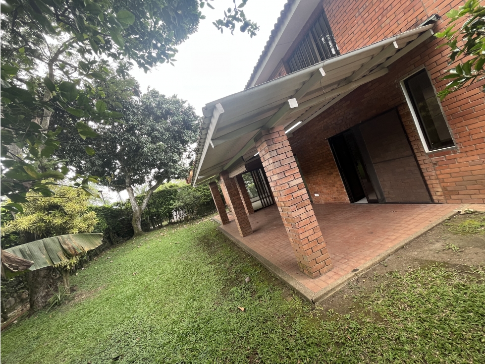 SE VENDE CASA EN PANCE CON ZONA VERDE INTERNA CERCA A LA MARIA. JT — foto 2