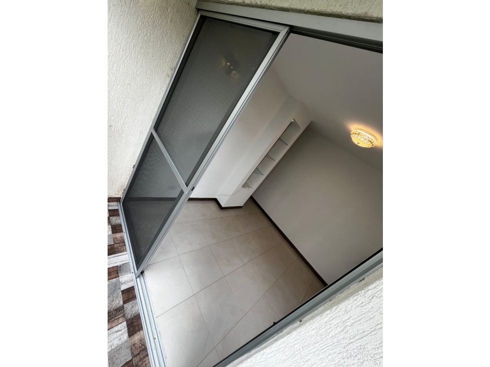 VENDO APARTAMENTO PRIMER PISO EN LOS NARANJOS JAMUNDI JT — foto 2