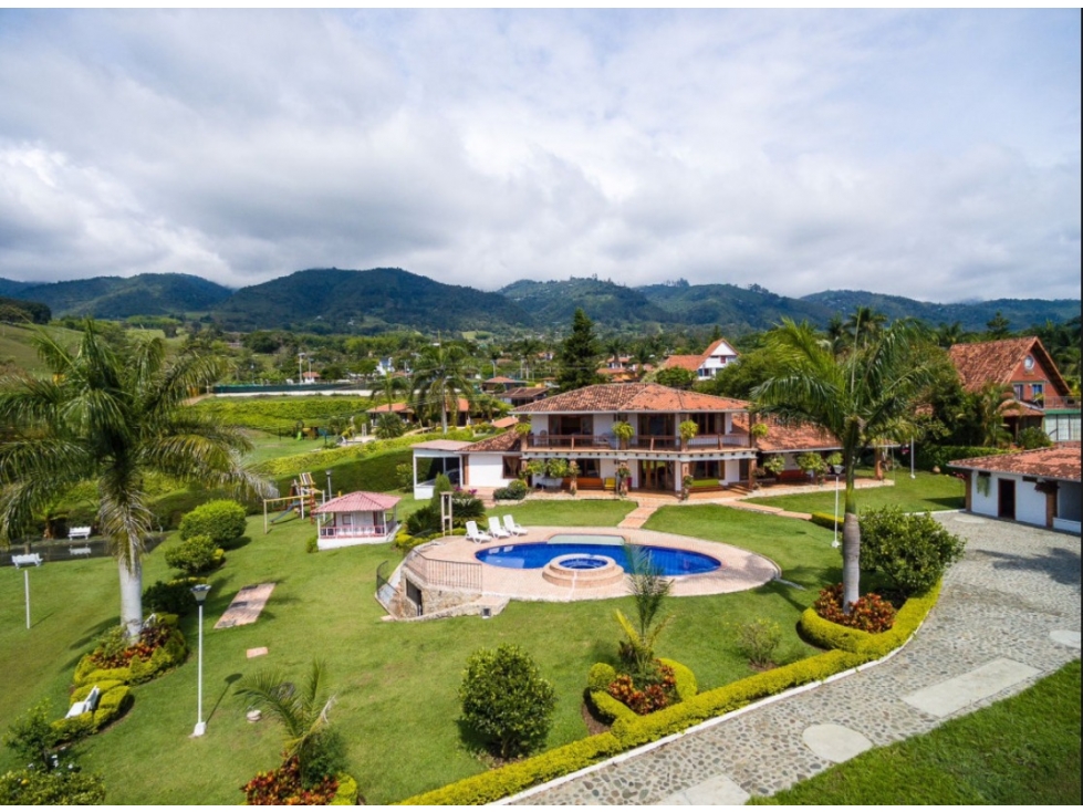 FInca en codominio - 1