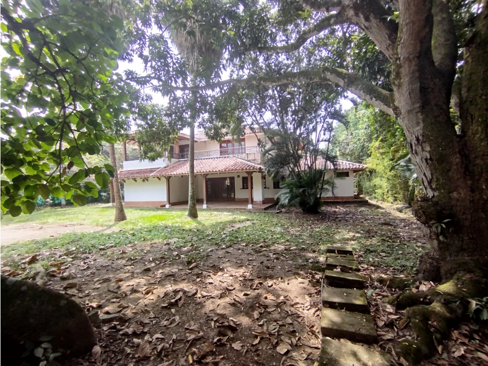 VENTA CASA LOTE ESQUINERA COLINDA CON LA CIUDAD DE CALI CH — foto 5
