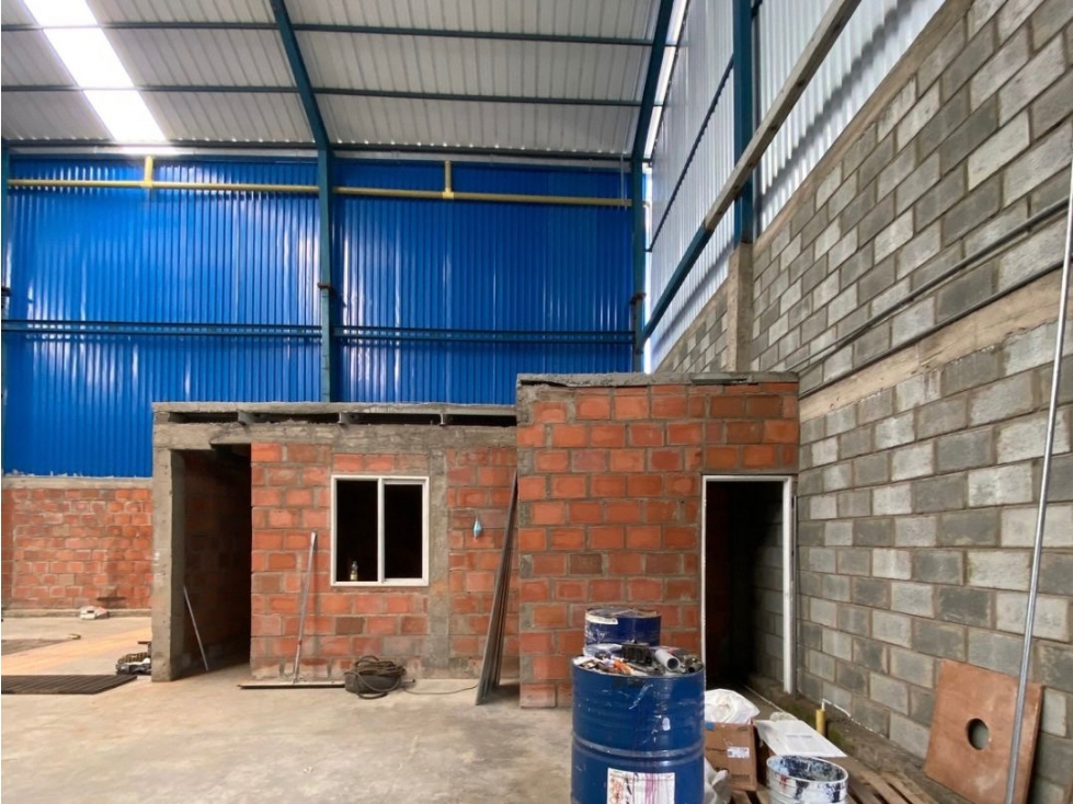 SE VENDE BODEGA DE 750MTS EN CAUCASECO - 4