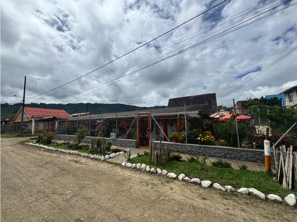 VENTA DE CASA CAMPESTRE EN EL QUEREMAL YK