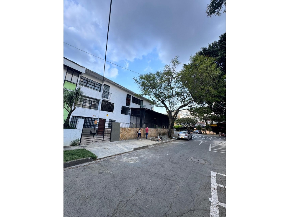 EDIFICIO ESQUINERO EN SAN FERNANDO — foto 5