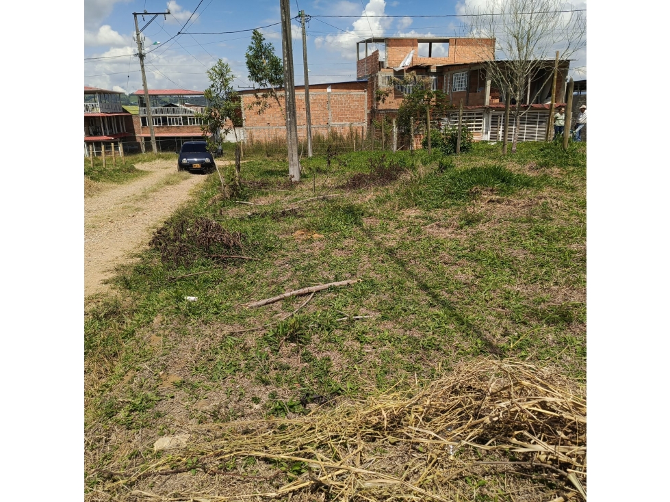 VENTA LOTE ESQUINERO DE 167M2 URB. CIUDADELA CALIMA-DARIEN CH - 4