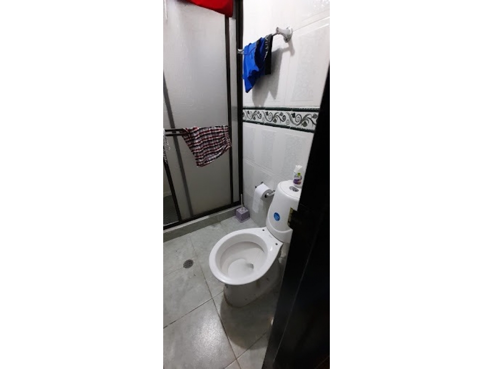 SE VENDE CASA EXT, 3 PISOS INDEP, EL POBLADO 1 BENEFICIO RENTA SRM — foto 6