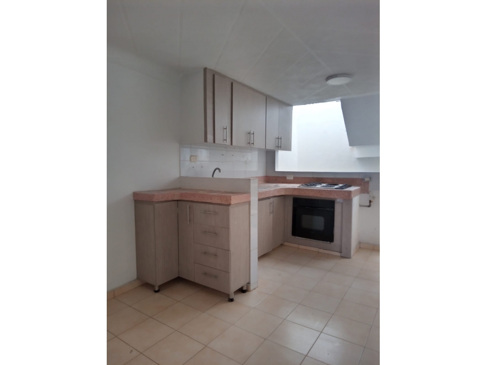 CASA MULTIFAMILIAR EN VENTA, B. NAPOLES, SUR, CALI CH-MN — foto 6