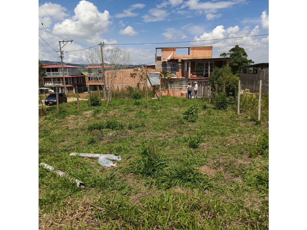 VENTA LOTE ESQUINERO DE 167M2 URB. CIUDADELA CALIMA-DARIEN CH - 5