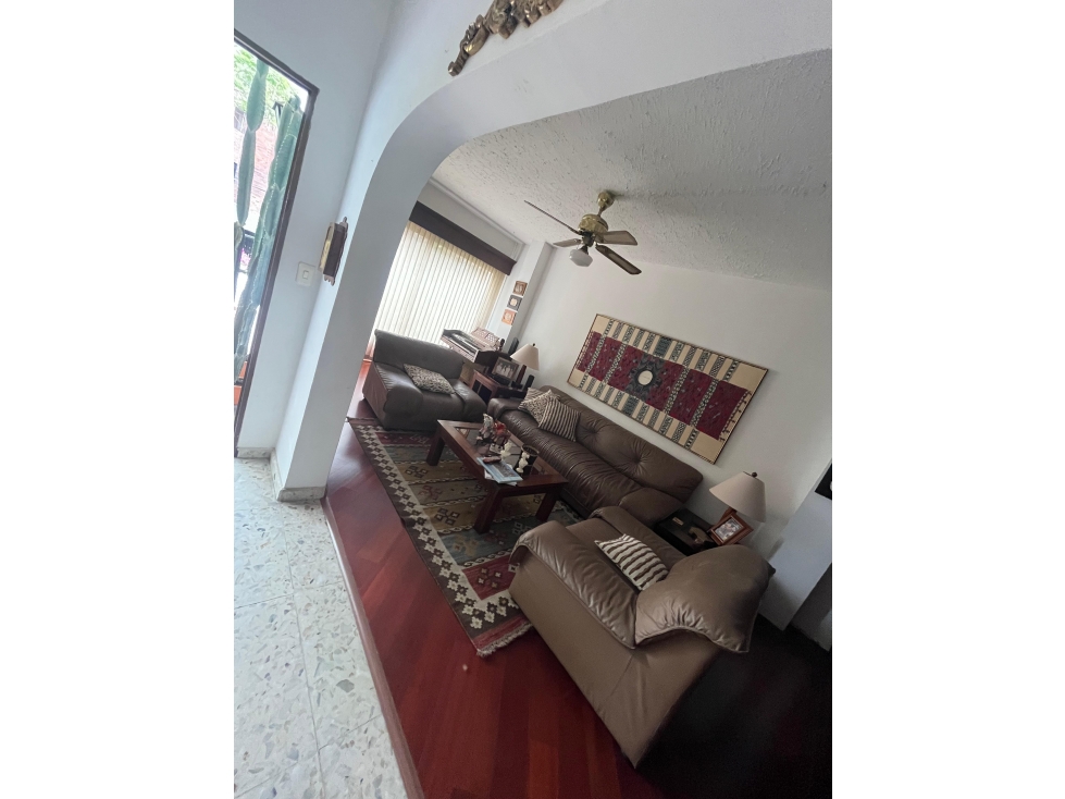 SE VENDE CASA EXTERNA EN SANTA RITA OESTE DE CALI, EXCELENTE UBICACION — foto 5