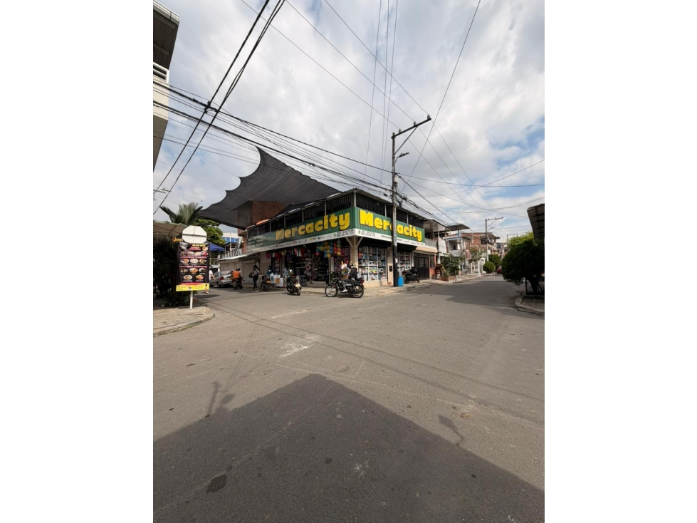 VENTA LOCAL COMERCIAL ESQUINERO, 2 NIVELES, CIUDAD DEL CAMPO, CH-DT - 1