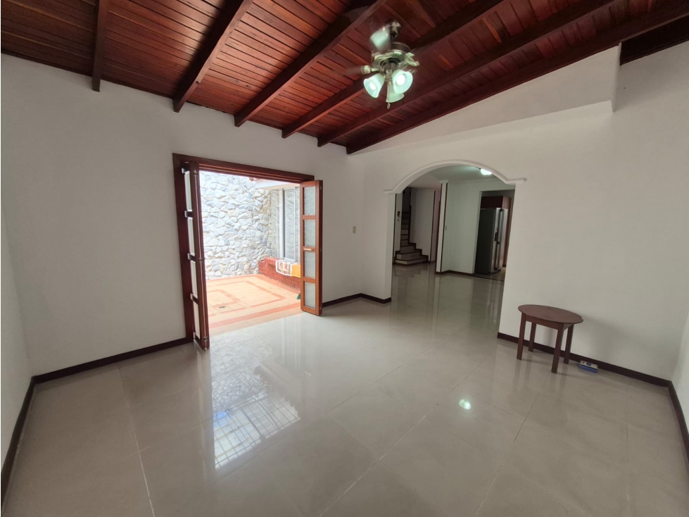 Venta Casa Ciudad Jardin Cali AI — foto 4