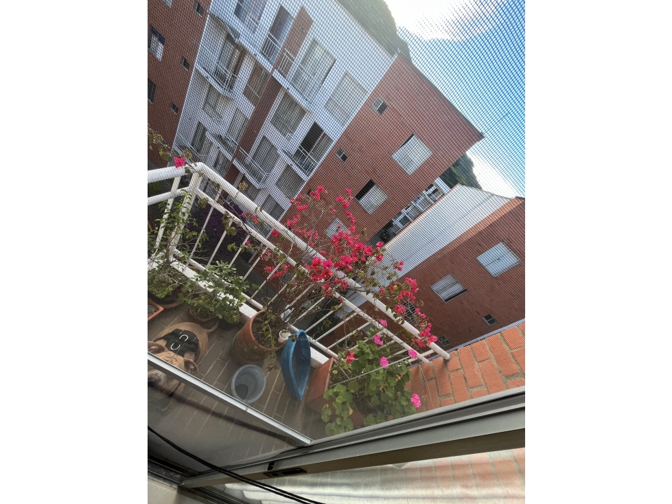 SE VENDE APARTAMENTO PISO 5 SUR DE CALI EXCELENTE VISTA Y ACABADOS — foto 4