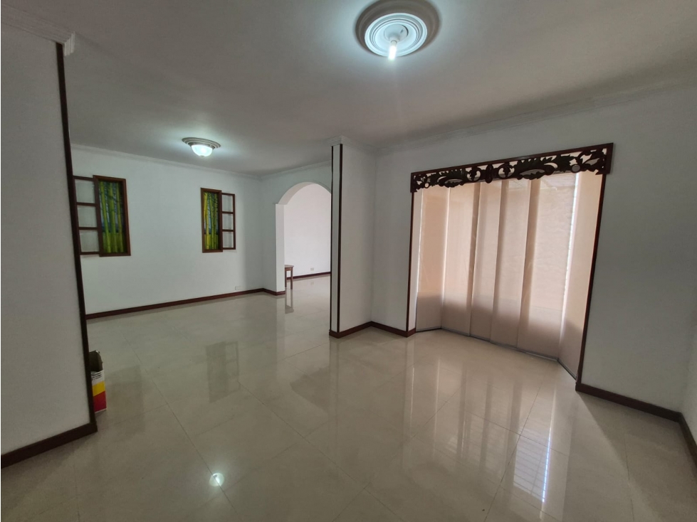 Venta Casa Ciudad Jardin Cali AI — foto 2