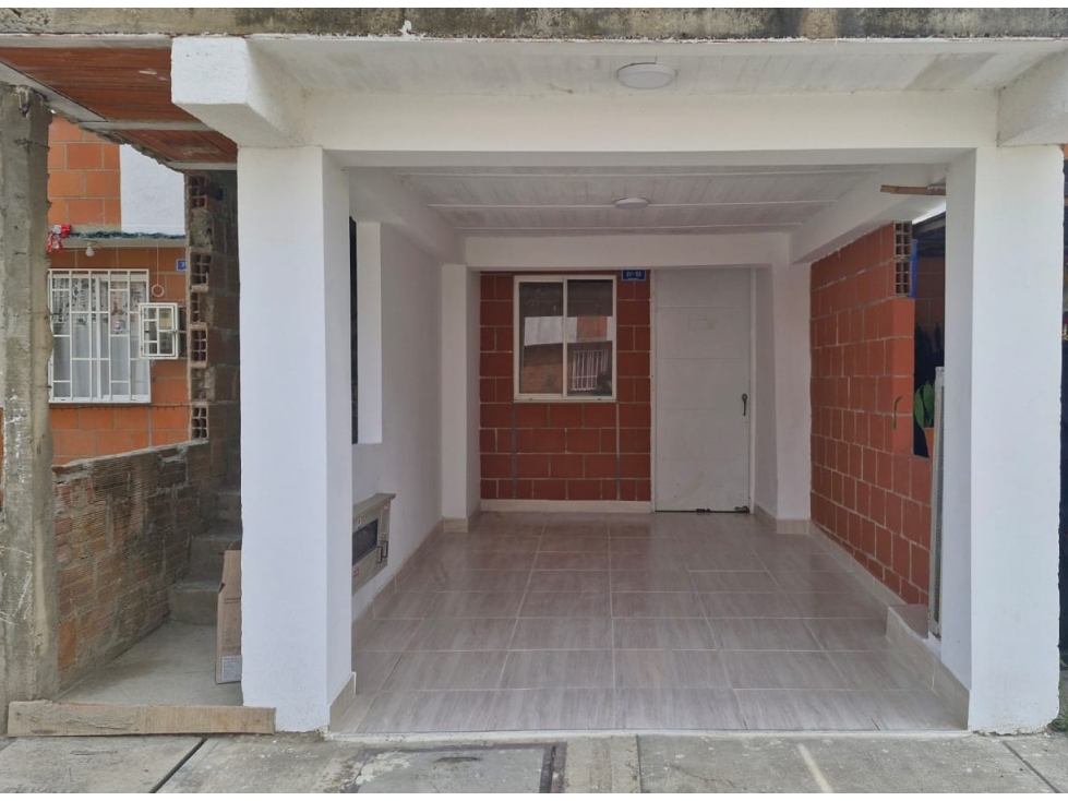 VENTA CASA 2 PISOS B. MANZANARES CIUDAD DEL VALLE - CANDELARIA CH — foto 2