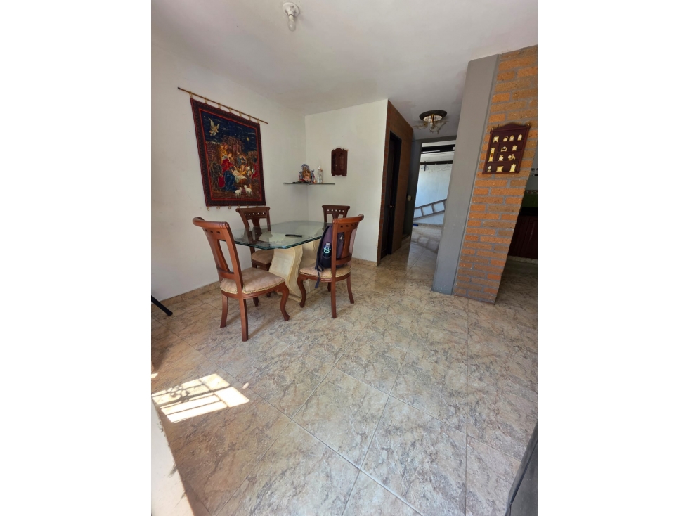 Casa esquinera EN VENTA Barrio La Linda Cartago Valle — foto 4