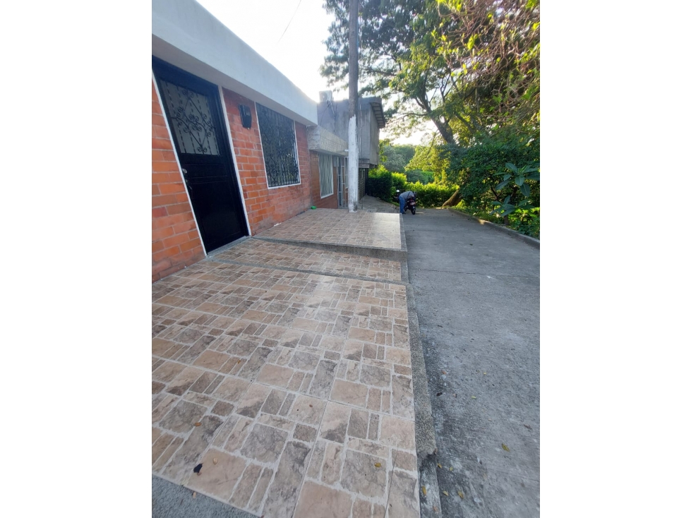 Casa en VENTA barrio Alticos de Santa Monica Cartago Valle del Cauca - 2