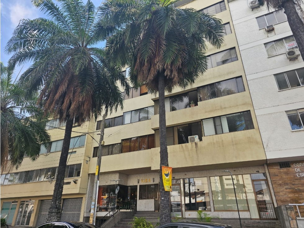 Venta de apartamento tipo penthouse en barrio Versalles
