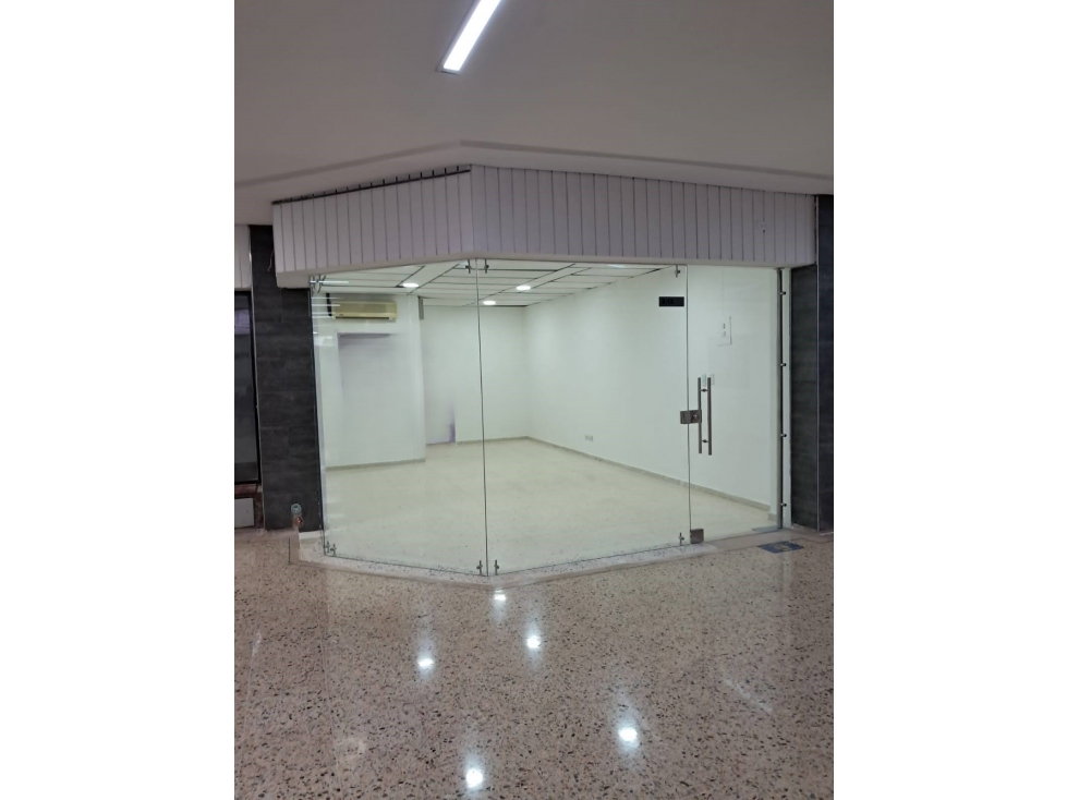VENTA LOCAL EN PASARELA CENTRO COMERCIAL DEL NORTE DE CALI