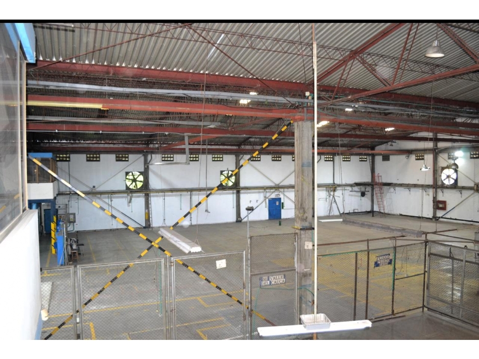 ALQUILER BODEGA-OFICINA FLORA INDUSTRIAL CALI