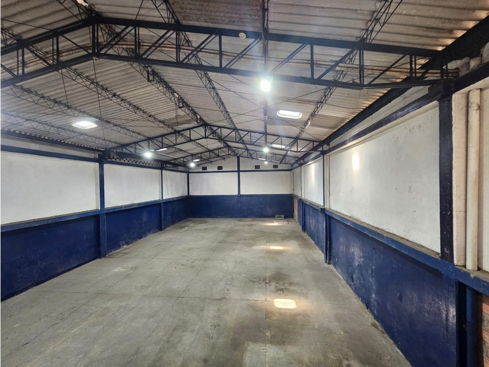 Alquiler Bodega Barrio El Porvenir Oriente de Cali — foto 2