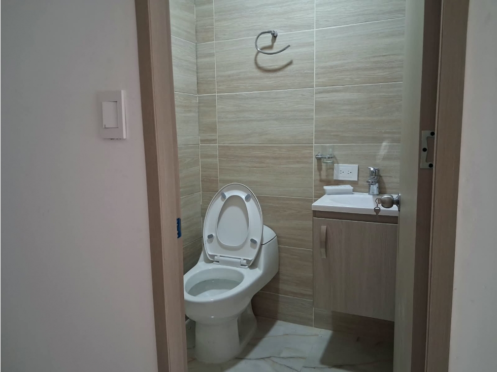 ALQUILER CONSULTORIO, LOCAL U OFICINA EN CUARTO DE LEGUA — foto 3