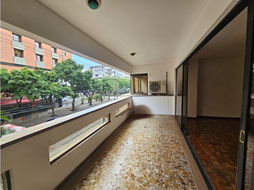 Venta o alquiler apartamento en barrio Versalles Norte de Cali
