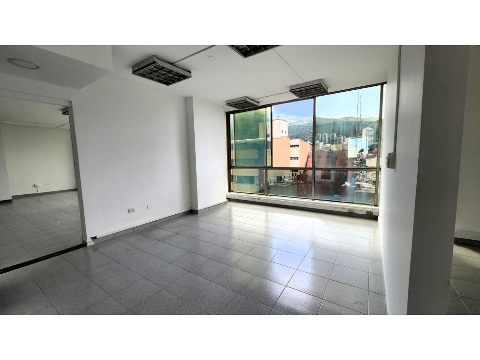 ALQUILER OFICINA VERSALLES NORTE DE CALI