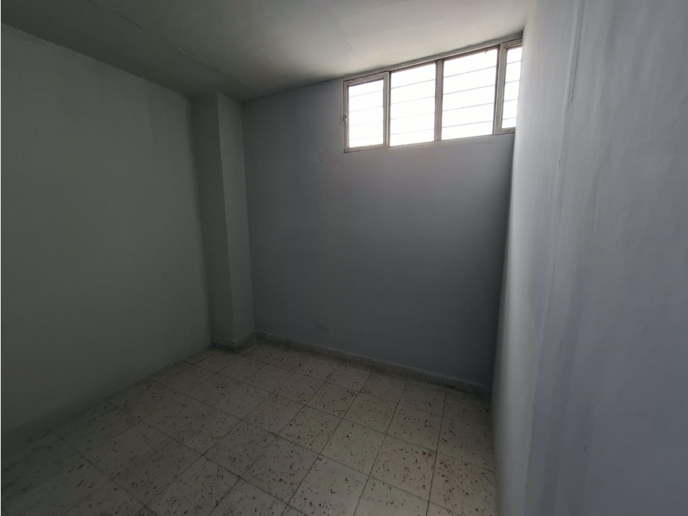 VENTA DE LOCALES/BODEGAS COMERCIALES PALMIRA - 4