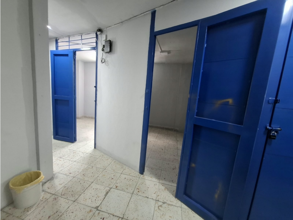 VENTA DE LOCALES/BODEGAS COMERCIALES PALMIRA - 5